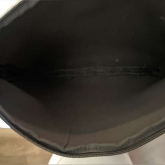 Marc Jacobs Laptop Case - Picture 5 of 5